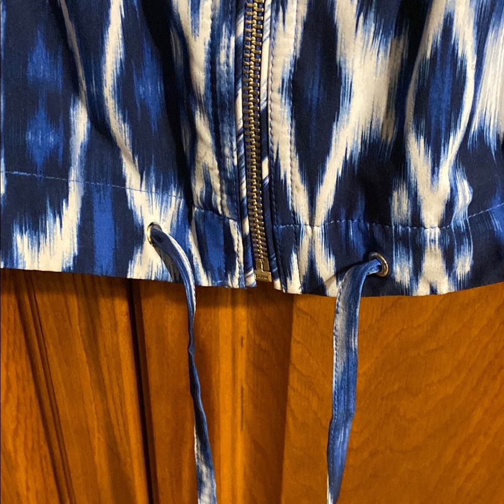 Chico's Blue Patterned Jacket. Euc. - image 4